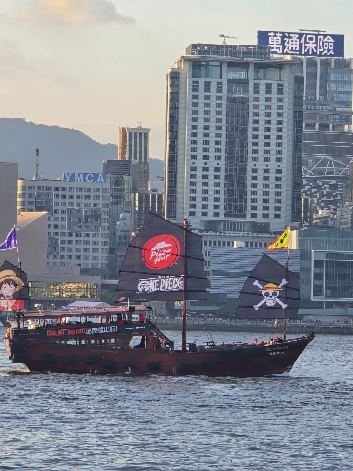 סיור בסירה סובב הונג קונג - וייטנאם 247